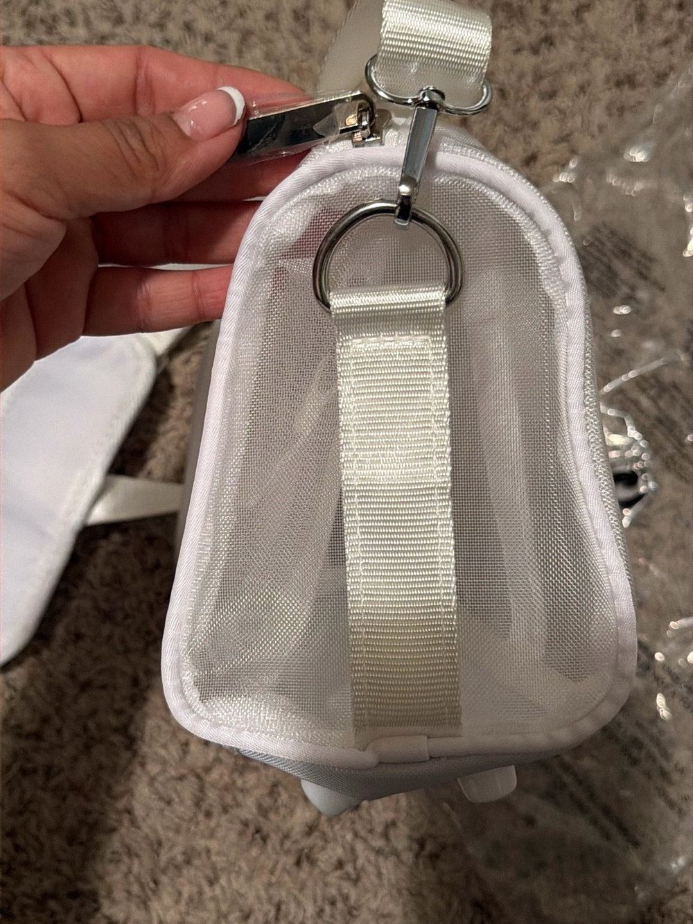 ALO Yoga Clear Mini Duffle Bag - White Trim crossbody strap new - Picture 5 of 6
